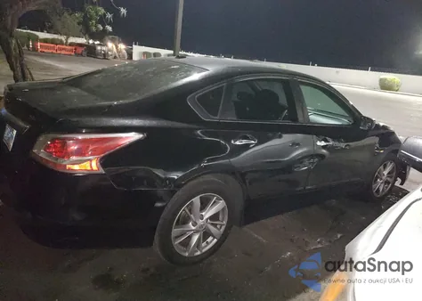 2015 Nissan Altima 2.5 from USA, damaged, VIN 1N4AL3AP6FC134839